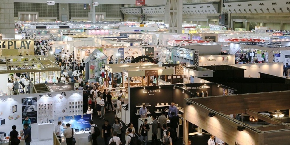 日本雜貨展GIFTEX TOKYO是日本領(lǐng)先的禮品、家居用品、文具、室內(nèi)設(shè)計(jì)用品、廚餐具廚具用品、時(shí)尚流行配飾、美容美保用品和嬰幼童用品的商務(wù)展會(huì)。 這是進(jìn)口商、批發(fā)商、零售商和來(lái)自世界各地的買(mǎi)家們進(jìn)行采購(gòu)和尋找OEM/ODM代工廠(chǎng)商的最佳場(chǎng)所。4月、6月、9月一年三屆開(kāi)展。